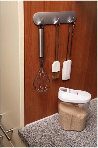 Actual product image tesa Powerstrips hook bar