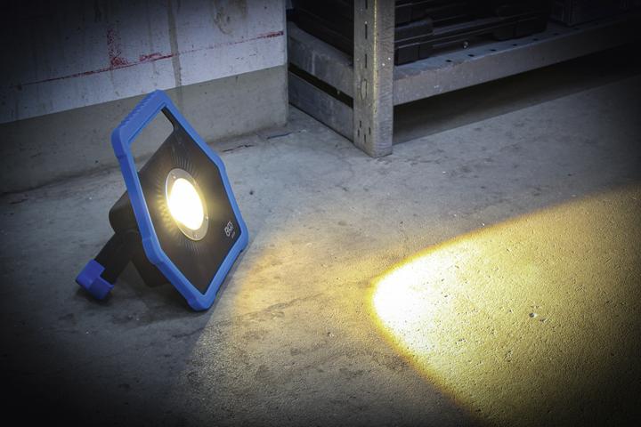 Produktbild BGS COB-LED Arbeits-Leuchte 30 W (1400 lm)