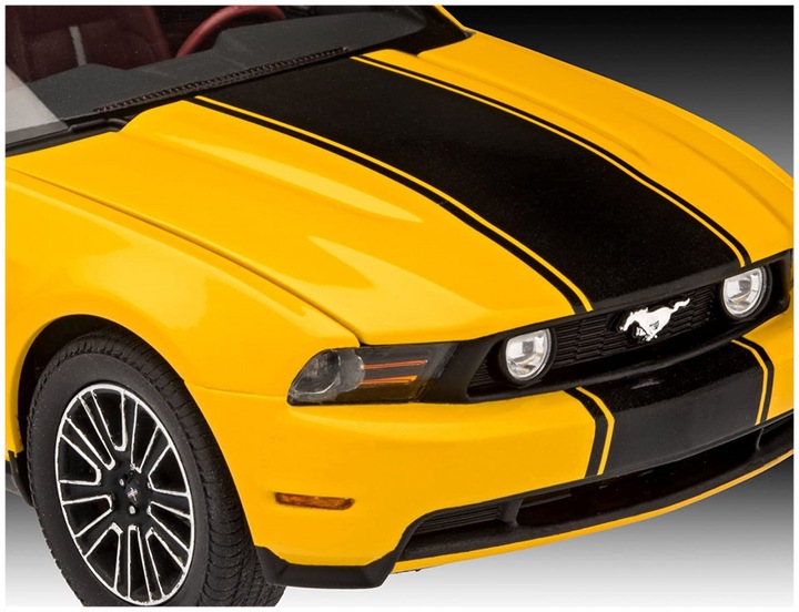 Actual product image Revell 2010 Ford Mustang GT