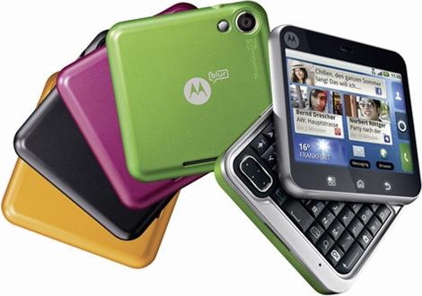 Actual product image Motorola Flipout - QWERTZ - Black/Purple/Green/Yellow (150 GB, 2.80", 3 Mpx, 3G)
