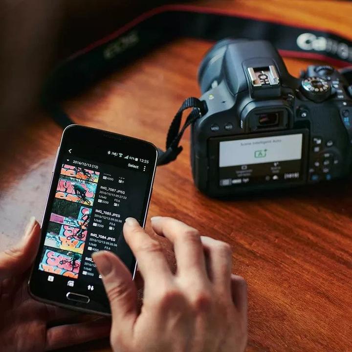 Produktbild Canon EOS 800D Body (24.20 Mpx, APS-C / DX)