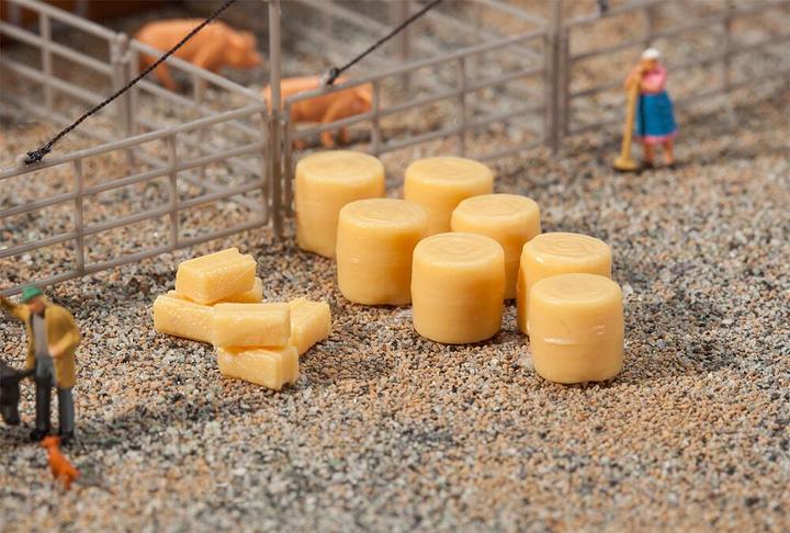 Actual product image Faller 36 hay bales
