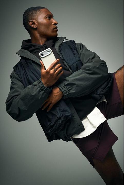 Produktbild Decoded Leather Backcover Apple iPhone Air Solid Clay (Apple iPhone 17 Pro)