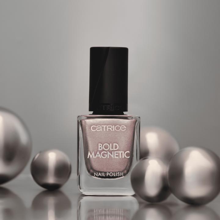 Actual product image Catrice Bold Magnetic (Don't Be So Clingy)