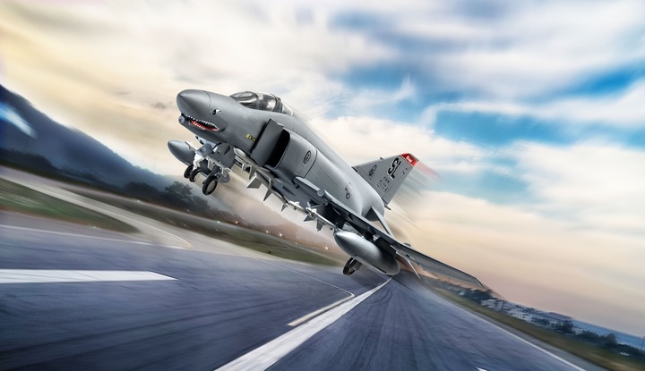 Immagine prodotto Revell F-4E Fantasma