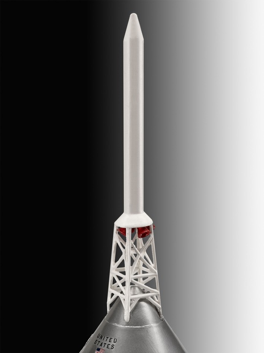 Actual product image Revell Saturn V