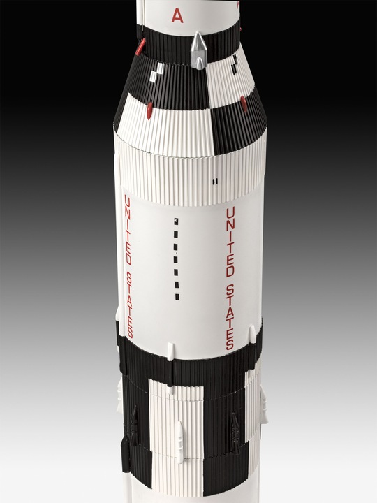 Actual product image Revell Saturn V