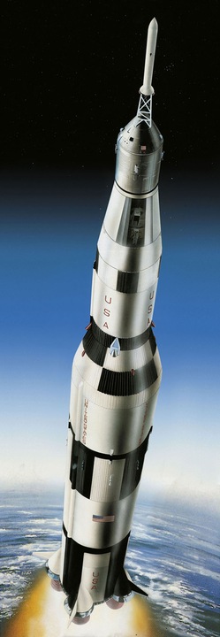 Actual product image Revell Saturn V