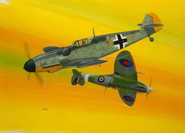 Produktbild Revell Combat Set Bf109G-10 & Spitfire Mk.V