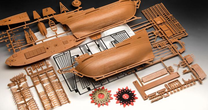 Actual product image Revell Gift Set Mayflower 400th Anniversary