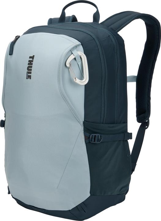 Sanftes Blau/ dunkelstes Blau, Soft blue/darkest blue