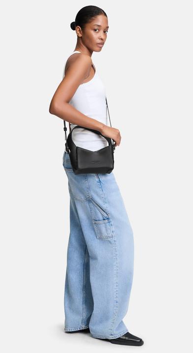 Actual product image Liebeskind Berlin Hobo Kleine Schultertasche aus Leder