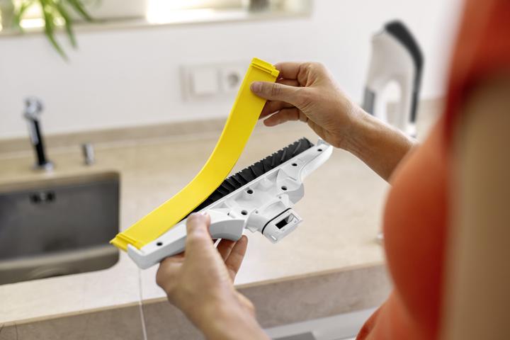 Actual product image Kärcher Cordless Window Vacuum WV 8 Signature Line