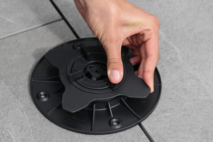 Immagine prodotto Sanpro Piedistalli regolabili in altezza per le lastre della terrazza e fissaggio rapido 18-36 mm