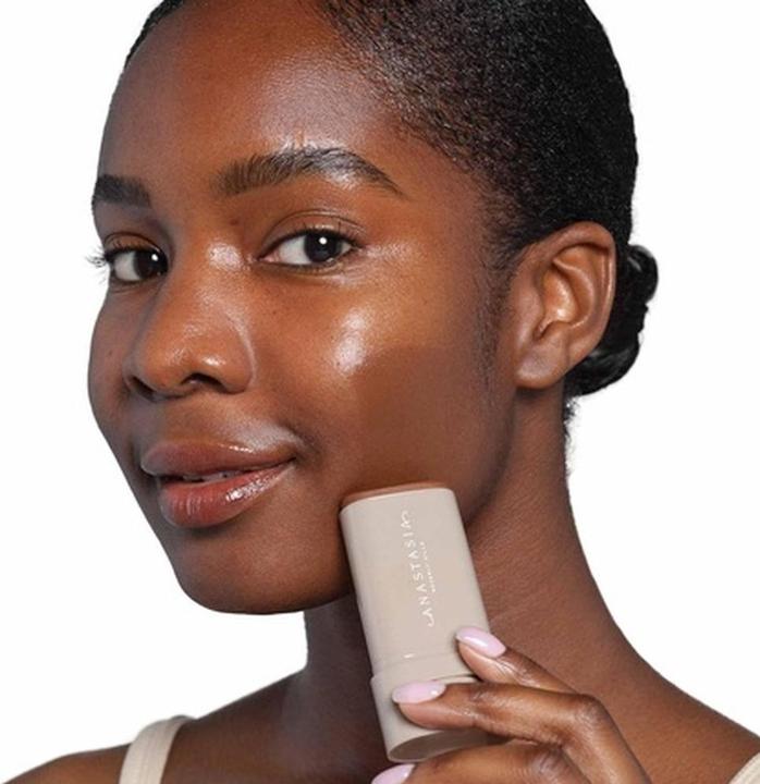 Actual product image Anastasia Beverly Hills Beauty Balm Serum Boosted Skin Tint - Shade 15 - FG (Shade 15)