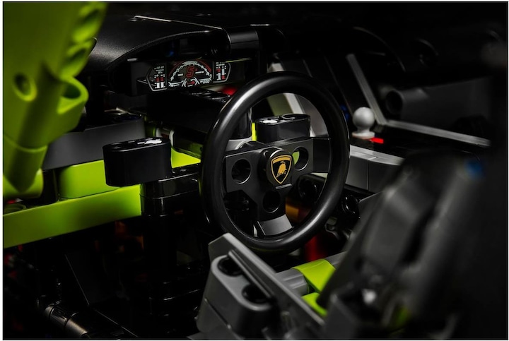 Actual product image LEGO Lamborghini Sián FKP 37 (42115, LEGO Technic, LEGO Rare Sets)