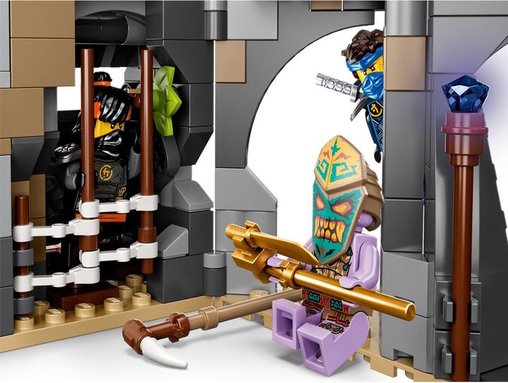 Produktbild LEGO Das Dorf der Wächter (71747, LEGO Ninjago)