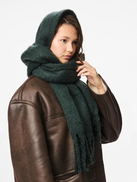 Actual product image Pieces Pcnikita Long Scarf Noos Bc