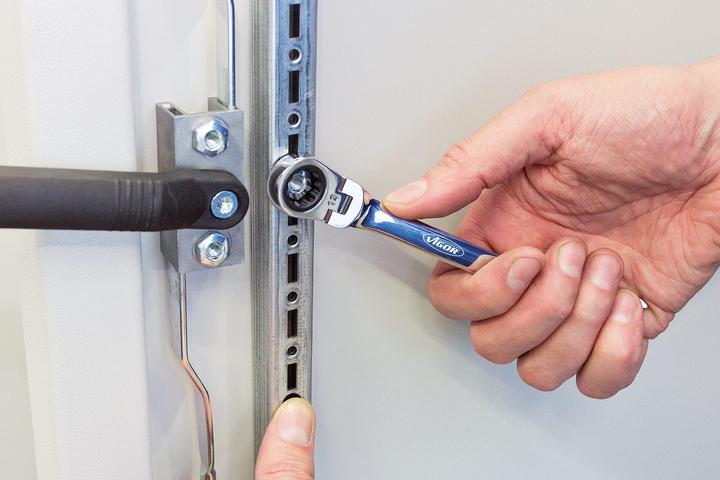 Produktbild Vigor Gelenk Ratschen-Ring-Maulschlüssel ∙ V2809 ∙ Aussen Sechskant Profil, Aussen Doppel-Sechskant P… (13 mm)