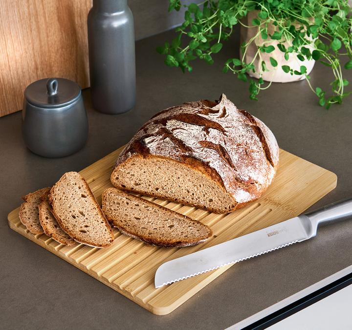 Actual product image Zeller Present Brotschneidbrett Bambus 33x25 cm