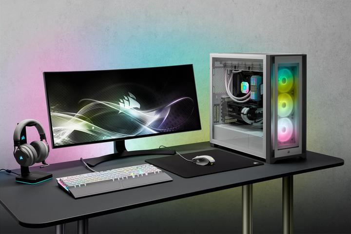 Actual product image Corsair iCUE 5000X RGB TG (ATX, mATX, Mini-ITX, E-ATX)