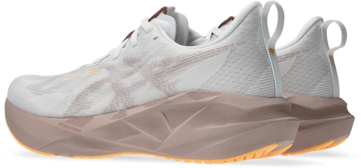 Produktbild ASICS Performance Novablast 5 (42)