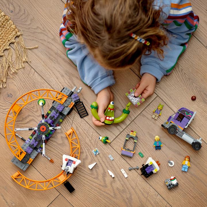 Produktbild LEGO LKW mit Weltraumkarussell (60313, LEGO City)