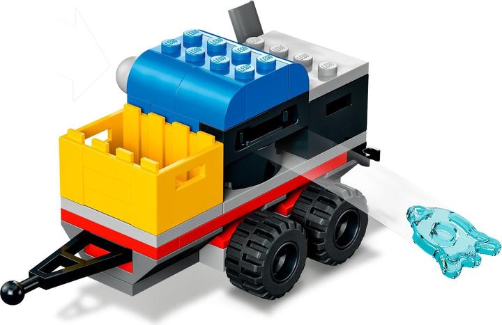 Actual product image LEGO Firefighting operation with firefighting team (60321, LEGO City)