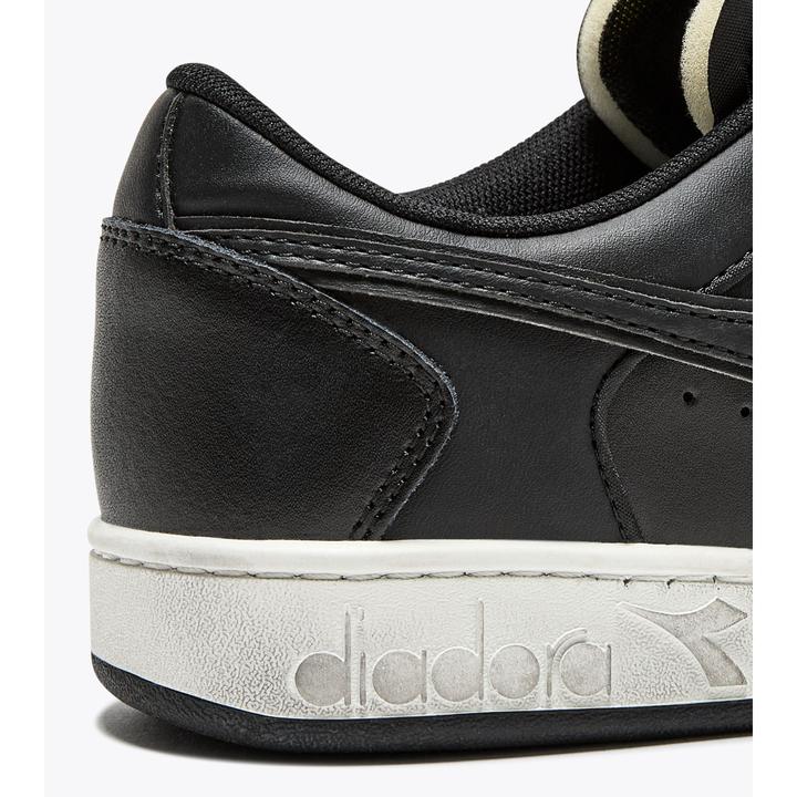 Actual product image Diadora Magic Icona Low (46)