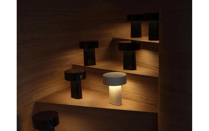 Image du produit Zone Denmark Tischleuchte Oblong Silber (120 lm)