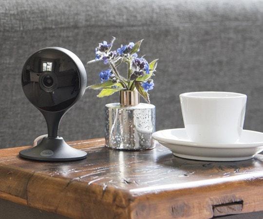Image du produit Yale Caméra réseau SV-DFFX-B-EU Indoor Wi-Fi Camera (1920 x 1080 Pixels)