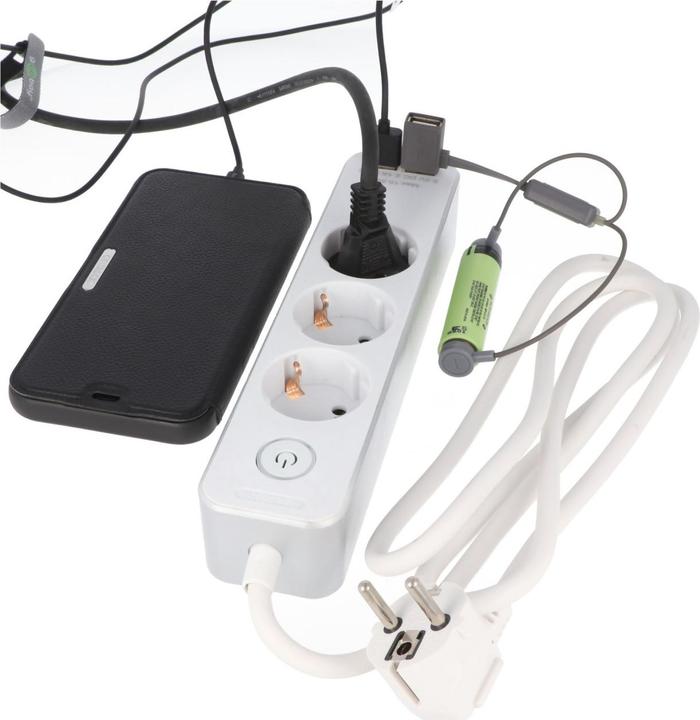 Immagine prodotto Goobay Presa di corrente a 3 pieghe con interruttore e 2 porte USB, z (2 x, CEE 7/7, 1.50 m)