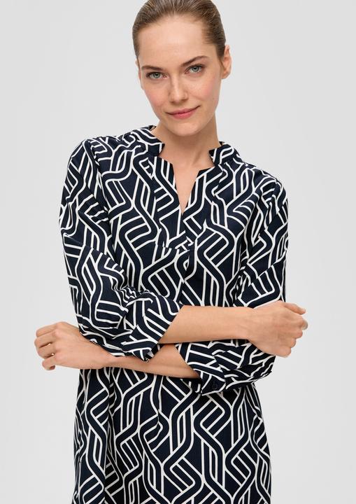 Immagine prodotto S.Oliver Kleid Baumwollkleid mit abgerundetem Saum und grafischem Print (38)