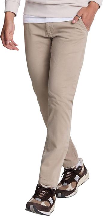 Produktbild Lyle and Scott Chino (36)