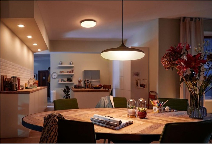Actual product image Philips Hue Cher Base BT (3000 lm)