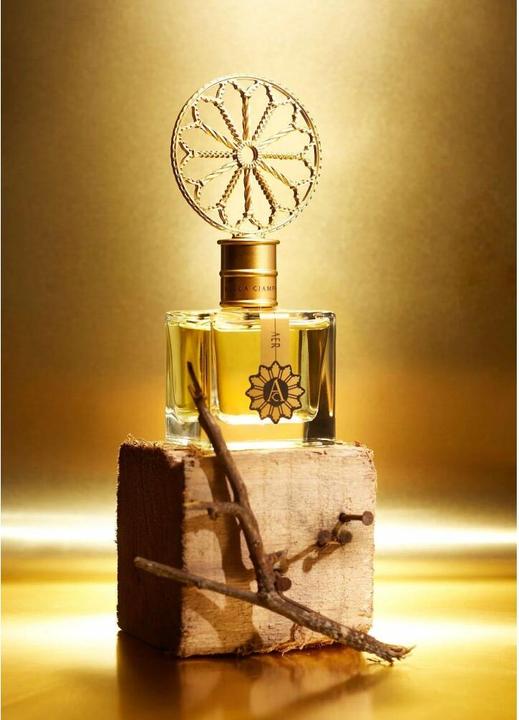 Actual product image Angela Ciampagna Hatria Collection Hatria Extrait De Parfum 100 ml (Eau de parfum, 100 ml)