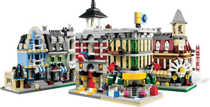 Actual product image LEGO Mini Modulars (10230)