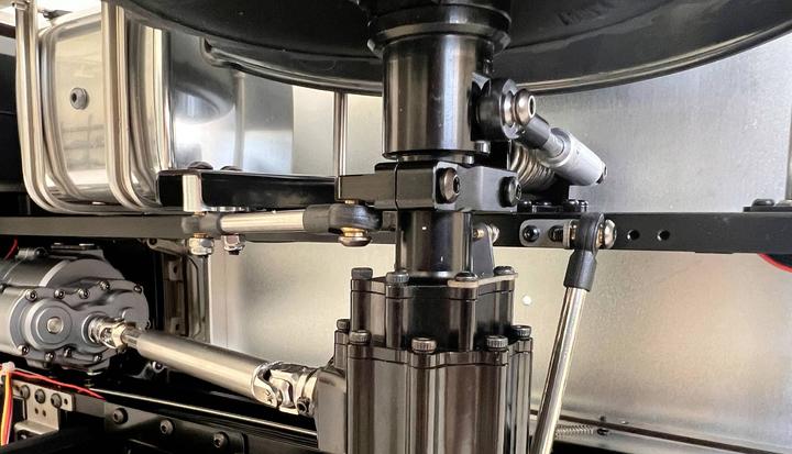 Immagine prodotto Amewi Mercedes-Benz Unimog, trasportatore di attrezzi 4WD (RTR pronto all'uso)