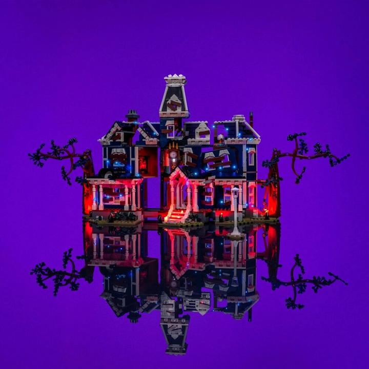 Actual product image Light my bricks LMB 2.0 LEGO® 11370# Stranger Things - The Creel House Light Kit