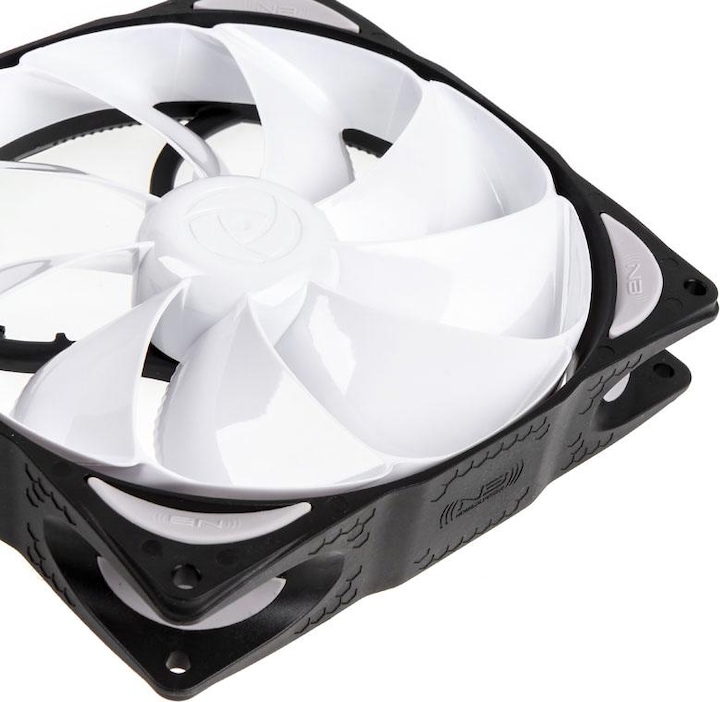 Produktbild Noiseblocker NB-eLoop Fan B14-3 (140 mm, 1 x)
