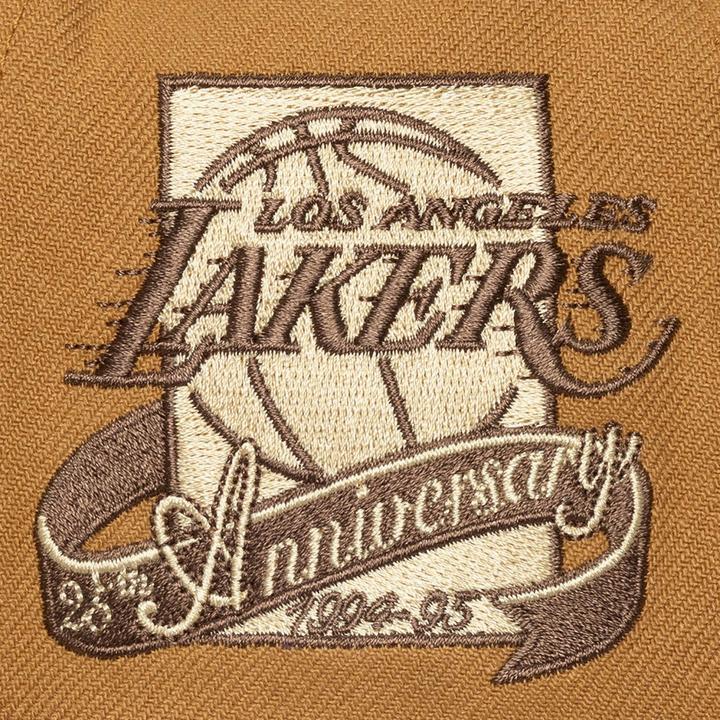 Produktbild Mitchell & Ness Strapback Cap - Coffee Los Angeles Lakers (One Size)