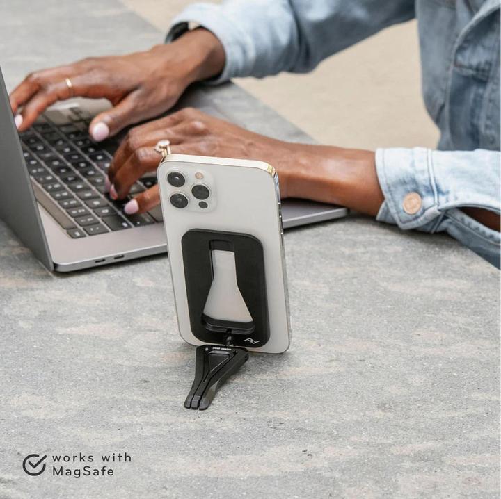 Actual product image Peak Design Tripod (Metal)