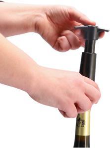 Produktbild Vacu Vin Weinpumpe mit 1 Stopfen (Weinpumpe)