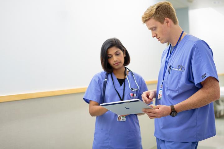 Actual product image HP Elite x2 1012 G2 - Tablet - with detachable keyboard - Core i5 7300U / 2.6 GHz - (12.30", 512 GB, 16 GB, Intel Core i5-7300U)