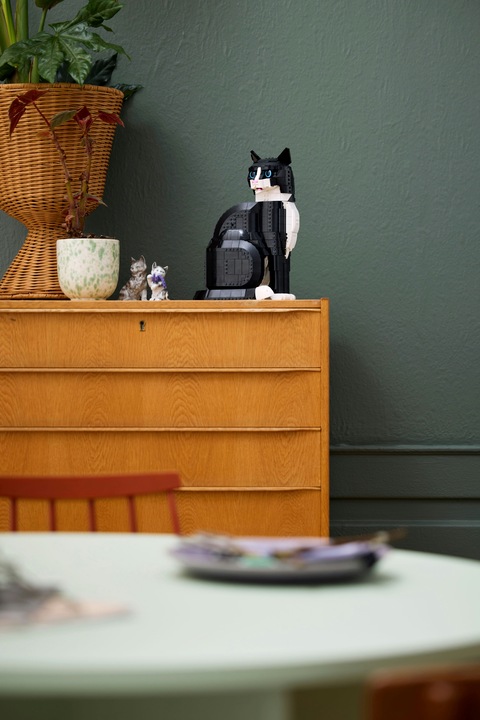 Produktbild LEGO Schwarz-weisse Katze (21349, LEGO Ideas, LEGO Seltene Sets)