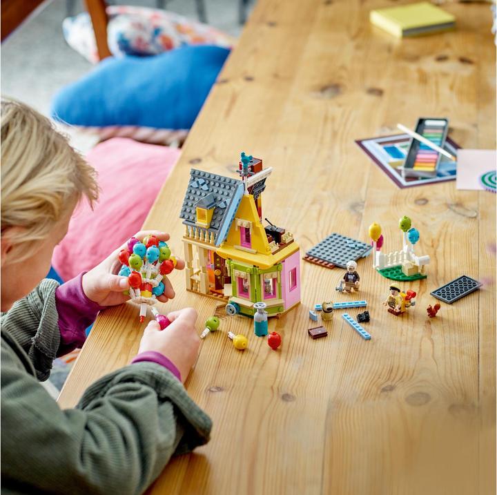 Image du produit LEGO La maison de Carl dans "En haut (43217, LEGO Disney)