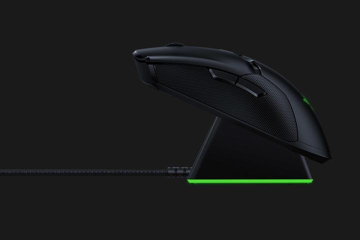 Produktbild Razer Viper Ultimate mit Ladestation (Kabellos)