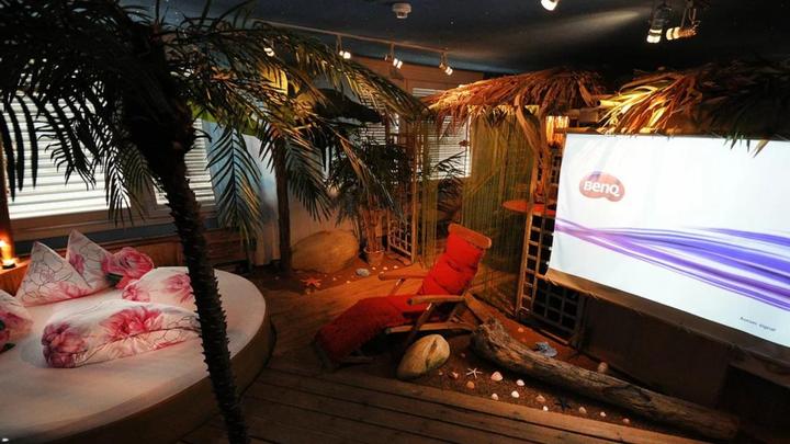 Actual product image Loveroom Laguna Romantica