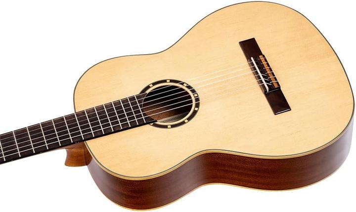 Image du produit Ortega Série famille (Guitare acoustique, Noyer, Acajou, Épicéa)