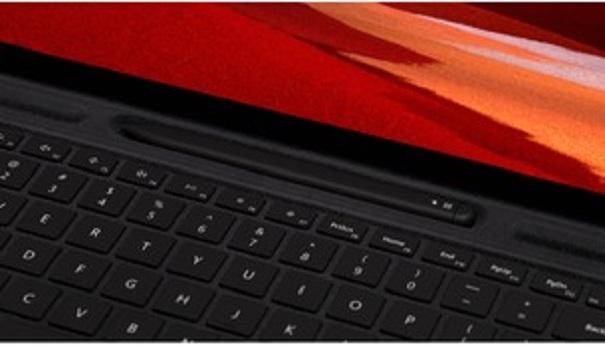 Produktbild Microsoft Surface Pro X (13", Microsoft SQ2, 16 GB, 256 GB)